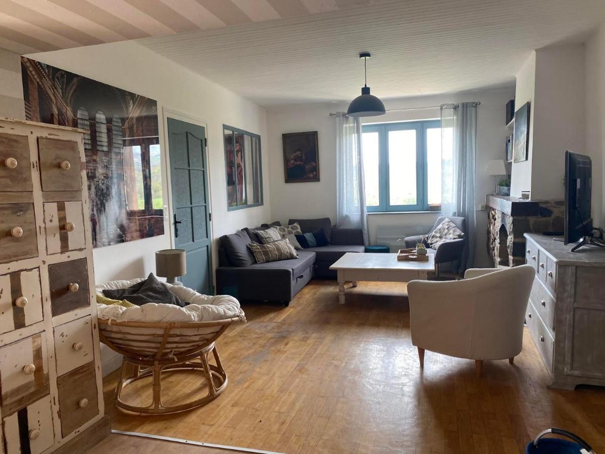 Maison Sur Cour Courzieu Екстериор снимка