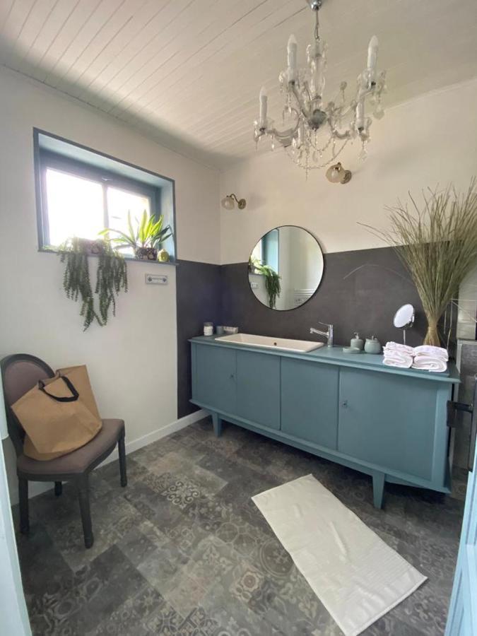 Maison Sur Cour Courzieu Екстериор снимка